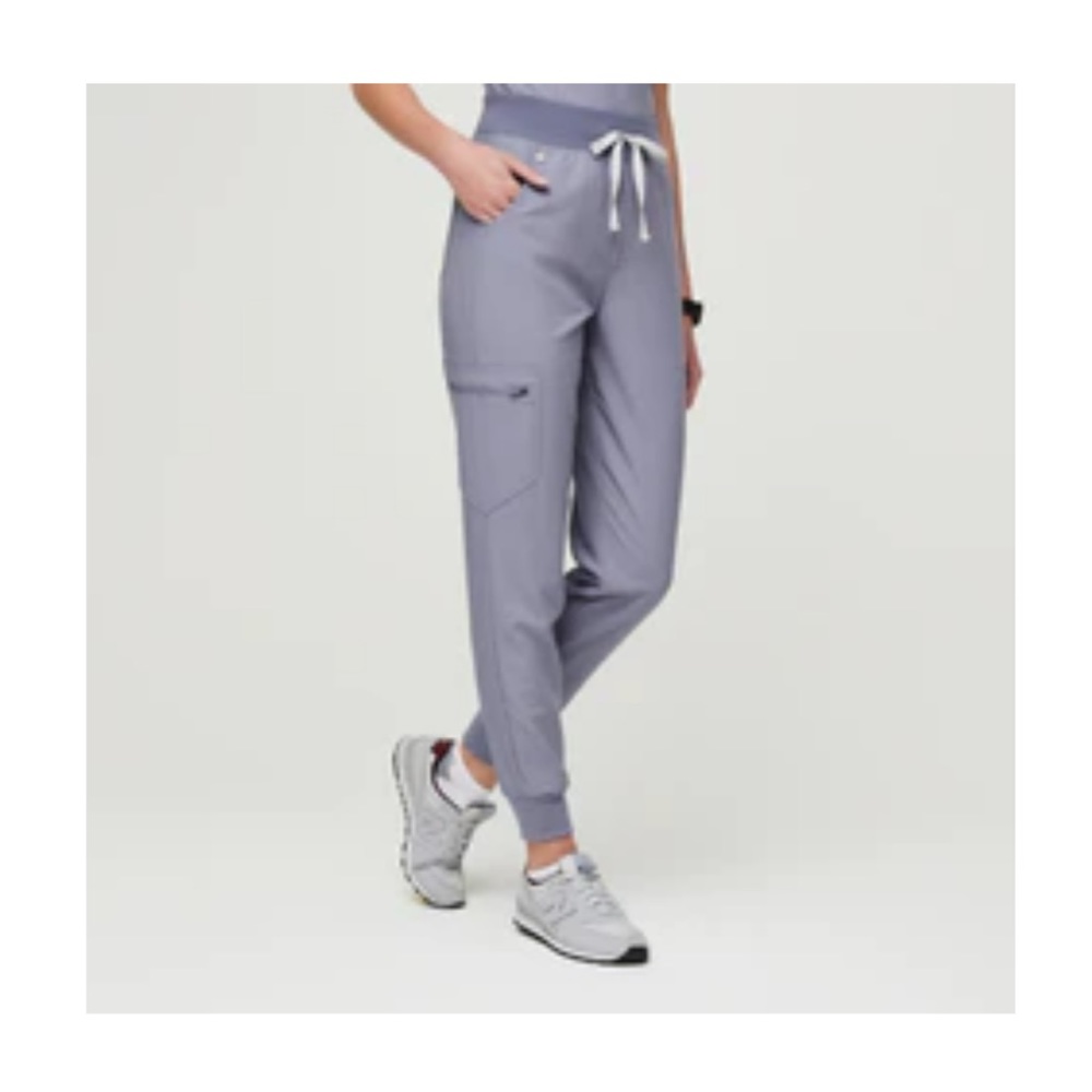 Vapor blue space dye Zamora scrub joggers + Catarina one pocket scrub top